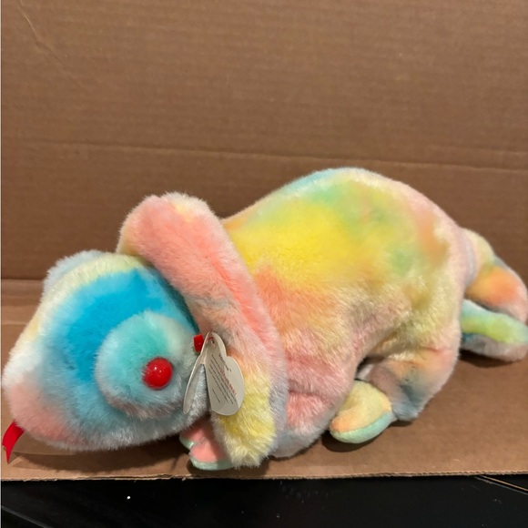 Chocolate & Rainbow - Picture 4 of 6